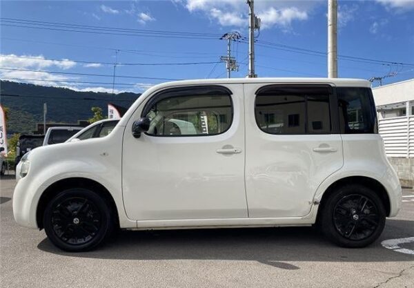 Nissan Cube - Image 8