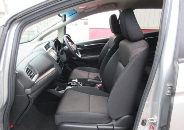 Honda Fit Hybrid F - Image 9