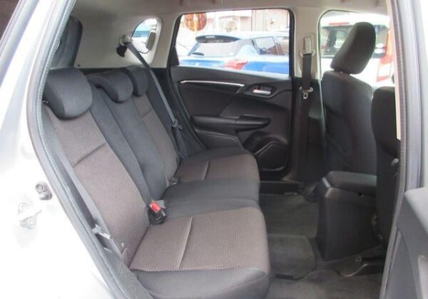 Honda Fit Hybrid F - Image 11