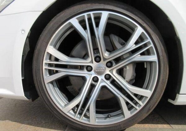 Audi A7 - Image 6